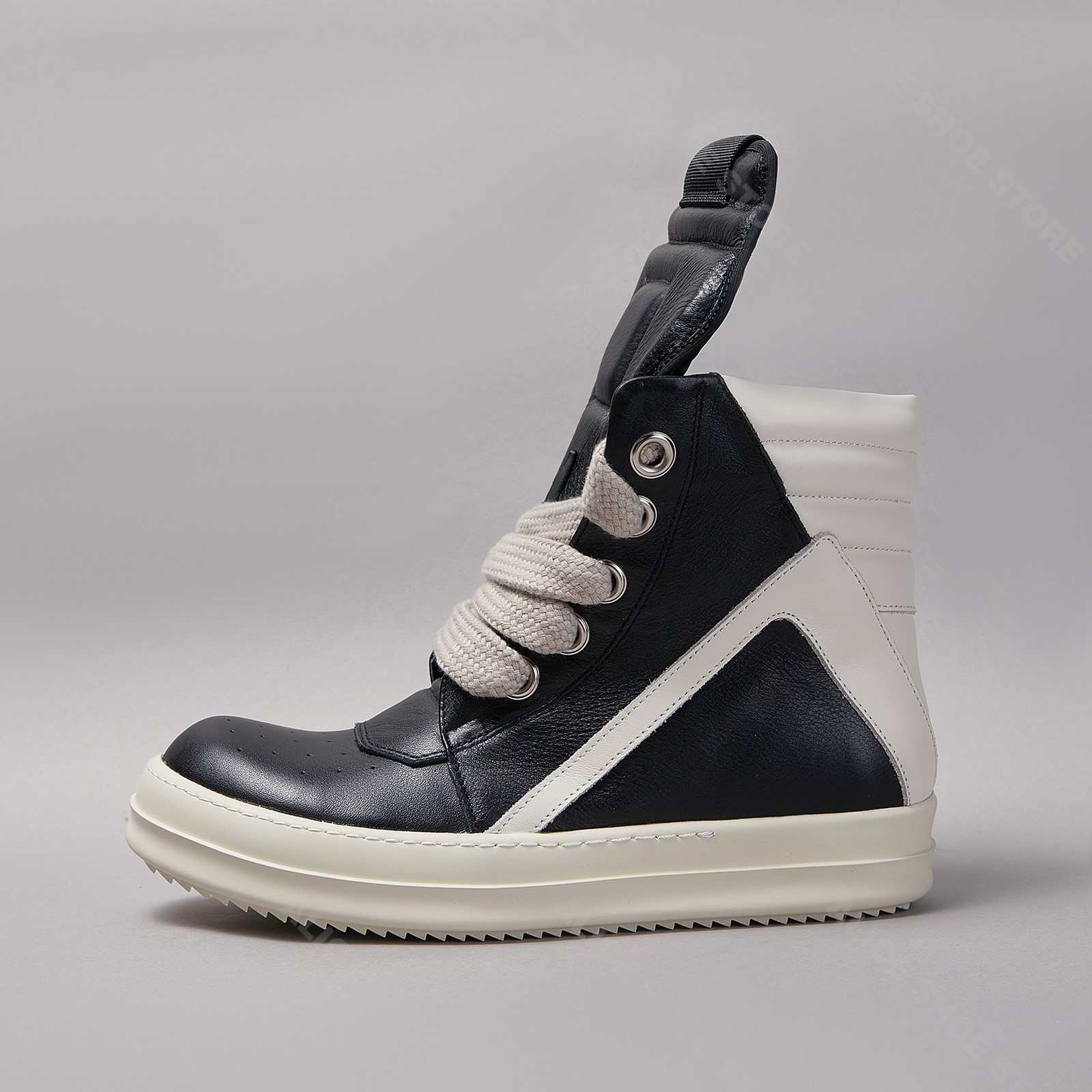 العلامة التجارية الكلاسيكية حذ - مراجعة Streetwear Brand Luxury وسعره