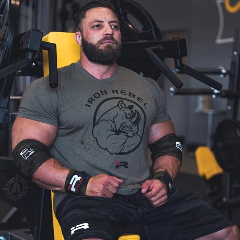تي شيرت رياضي كلاسيكي بتصميم ا - مراجعة Streetwear Gym Brand وسعره