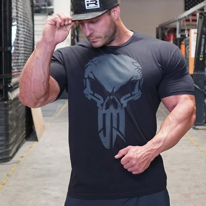 تي شيرت رياضي كلاسيكي بتصميم ا - مراجعة Streetwear Gym Brand وسعره