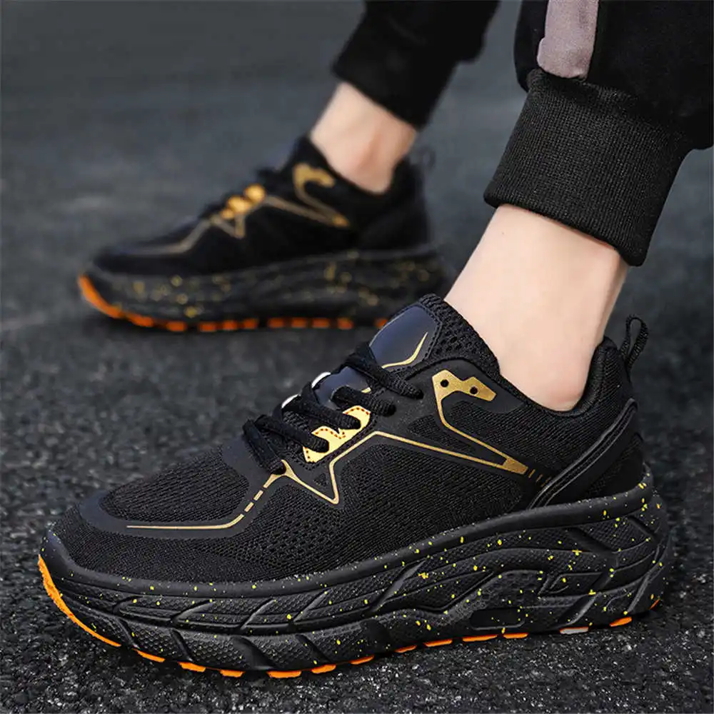أحذية لا تنزلق مقاس 37 مقاس 44 - مراجعة Yellow Streetwear Brand وسعره