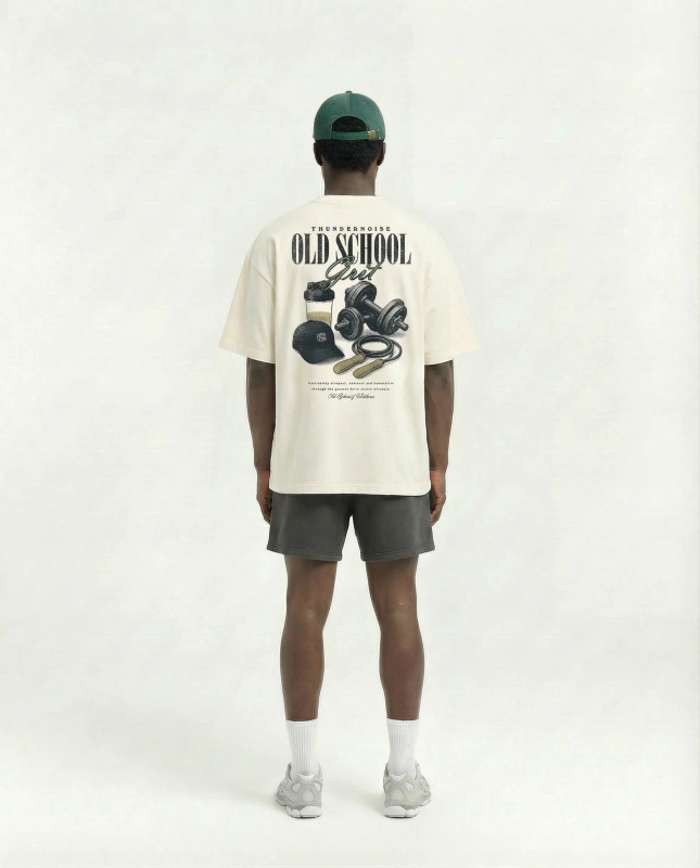 تي شيرت رياضي بتصميم جرافيك من - مراجعة Streetwear Gym Brand وسعره